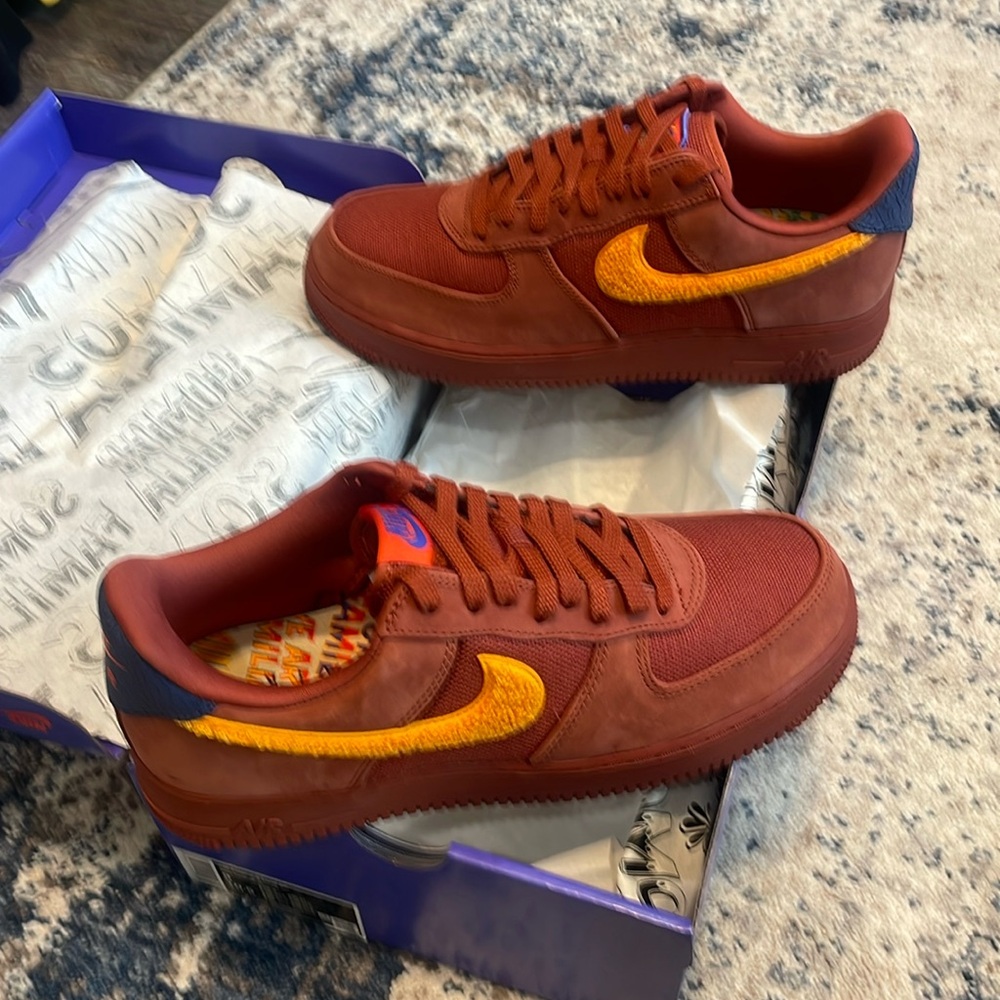 Nike AirForce 1 low, size 9